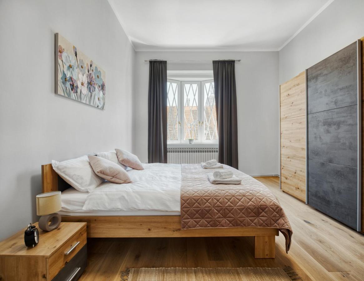 זאגרב City Twenty 2Bdr Apartment By Irundo מראה חיצוני תמונה