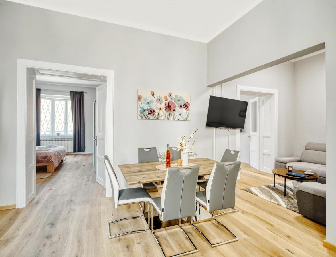 זאגרב City Twenty 2Bdr Apartment By Irundo מראה חיצוני תמונה